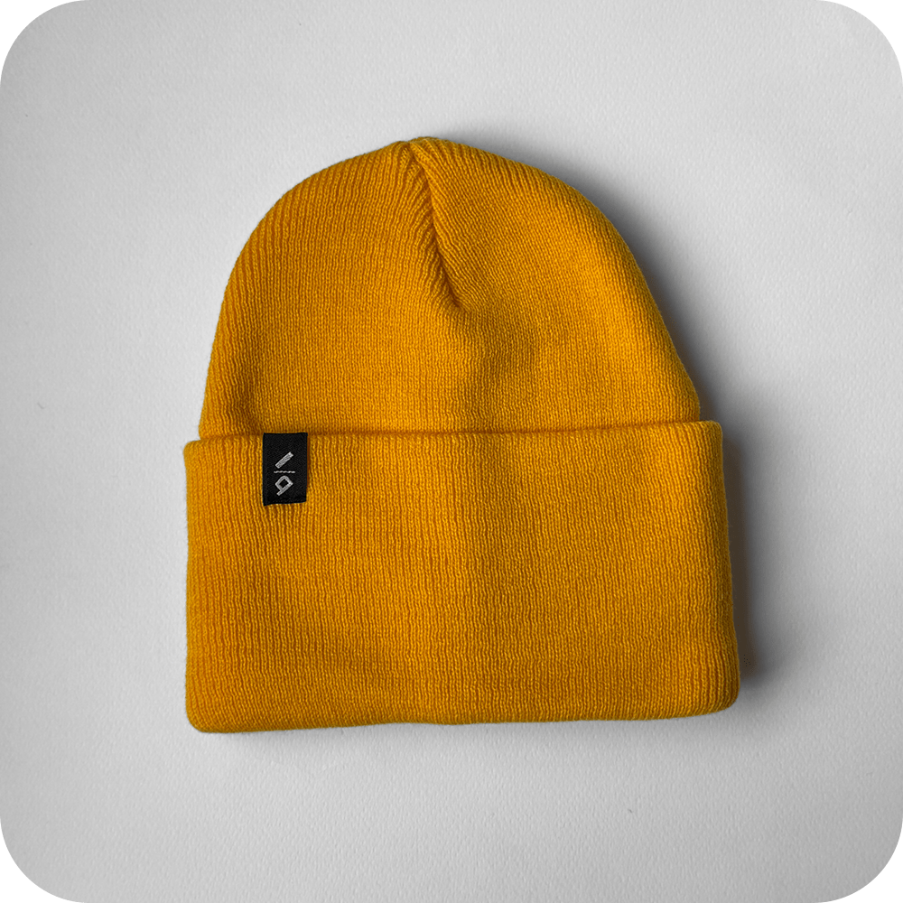 کلاه بافت زرد